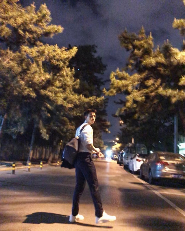 深海的第二张照片--上海残疾人相亲网