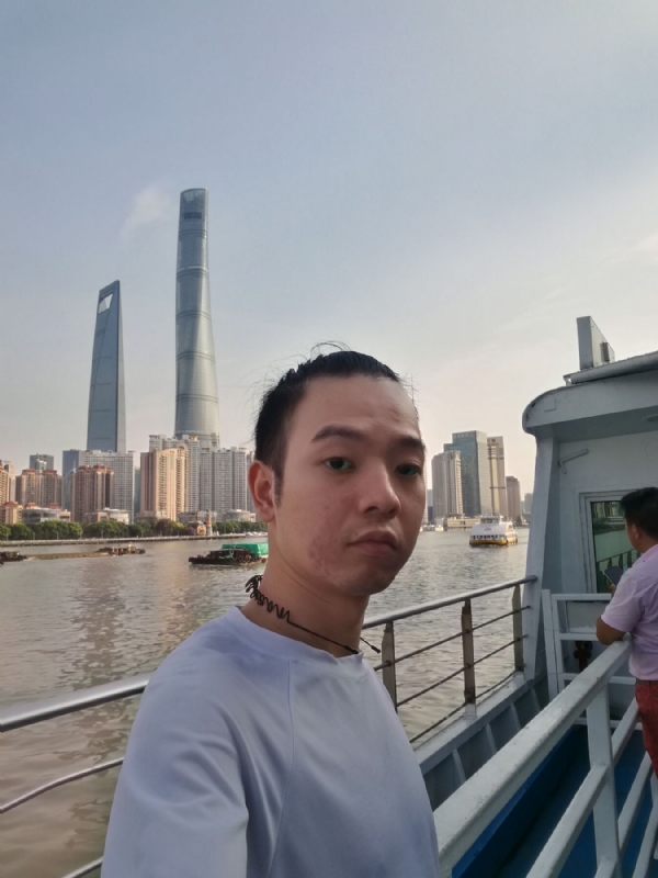 寻找爱情的孤单的第一张照片--上海残疾人相亲网