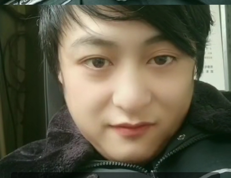 小玮的第二张照片--上海残疾人相亲网