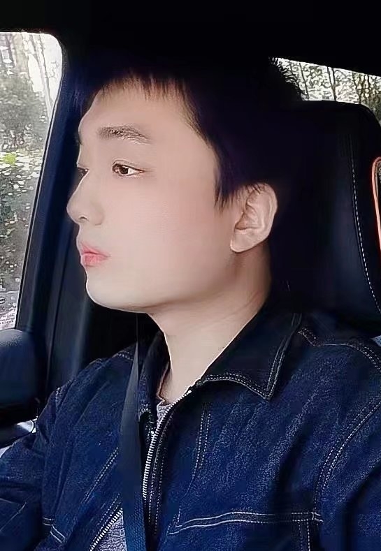 凉锦年的第一张照片--上海残疾人相亲网